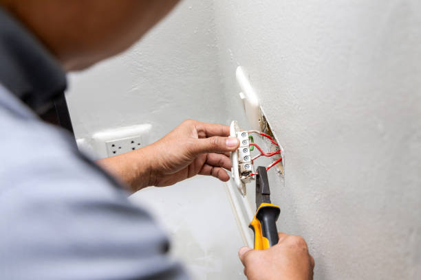 Best Circuit Breaker Repair  in Clinton, KY
