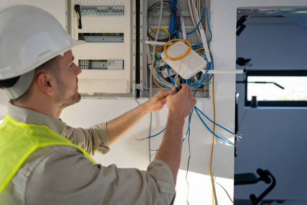Best Electrical Outlet Repair  in Clinton, KY